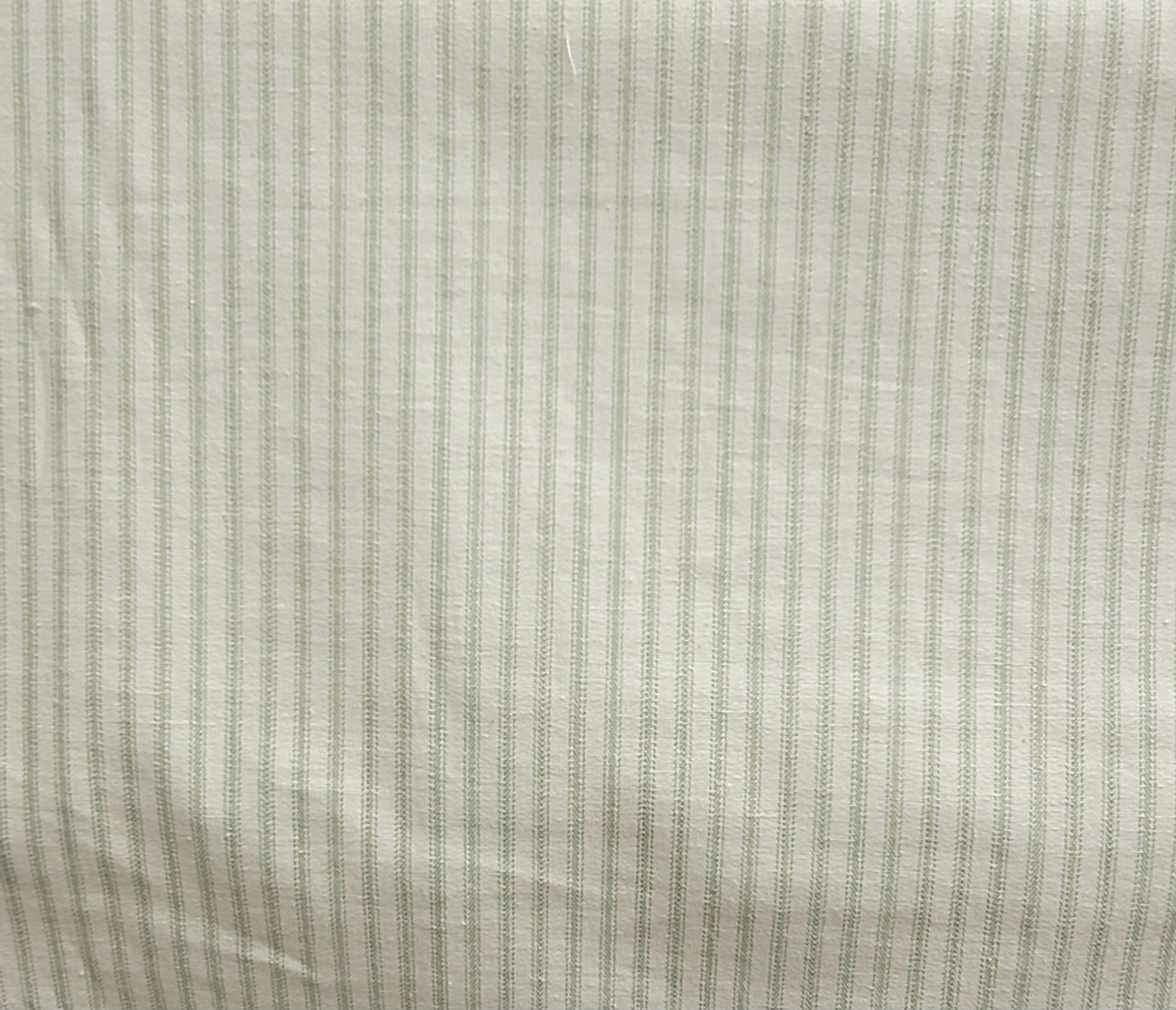 Soft Cotton Fabric with Subtle Green Pinstripes – Classic Woven Stripe Pattern