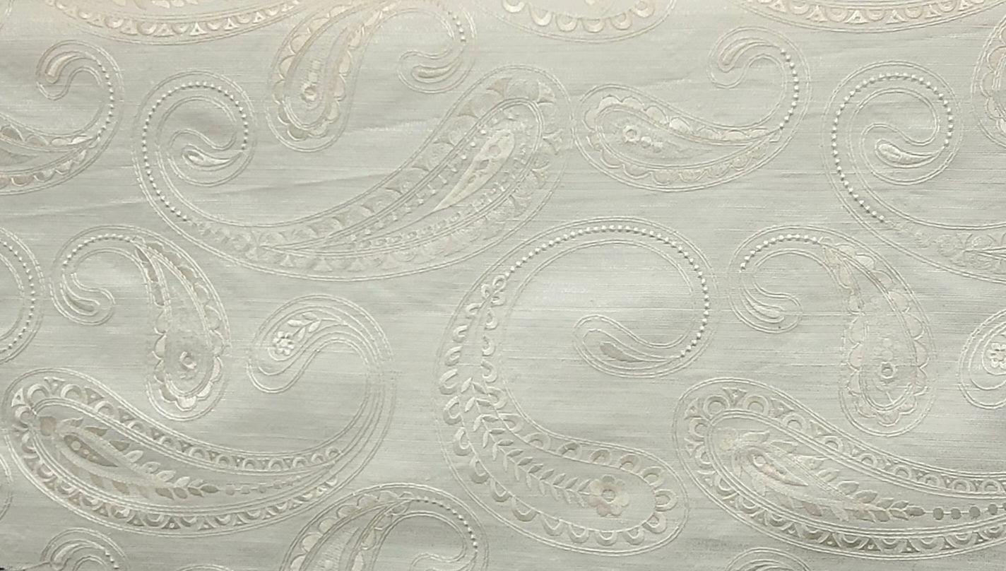 Ivory Paisley Jacquard Upholstery Fabric – Subtle Textured Tone-on-Tone Design
