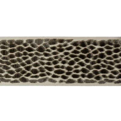 VELVET PEBBLE