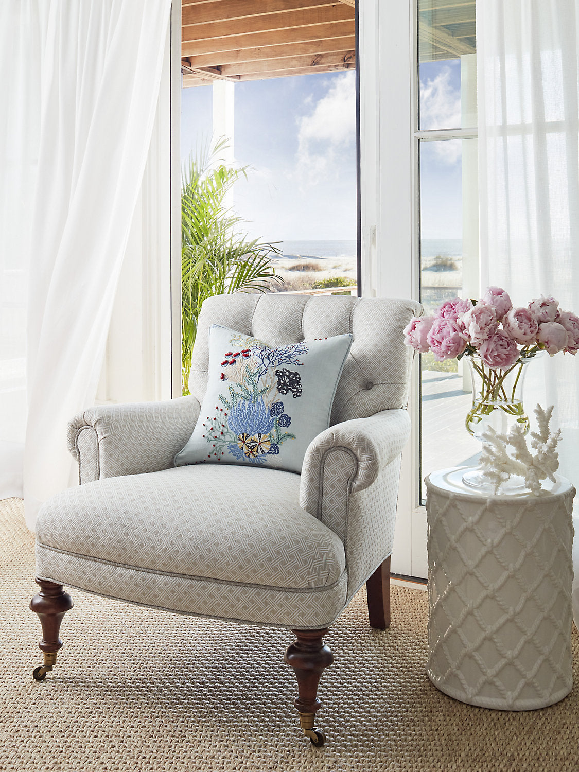 LAS VISTAS SHEER - White