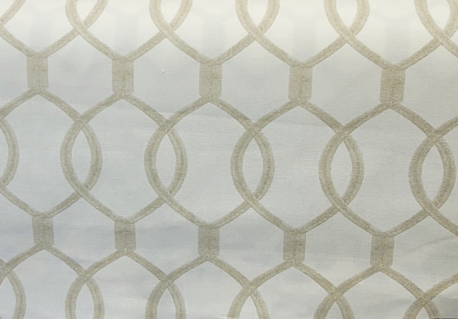 Beige Cotton Fabric with Interlocking Geometric Pattern – Modern Neutral Design
