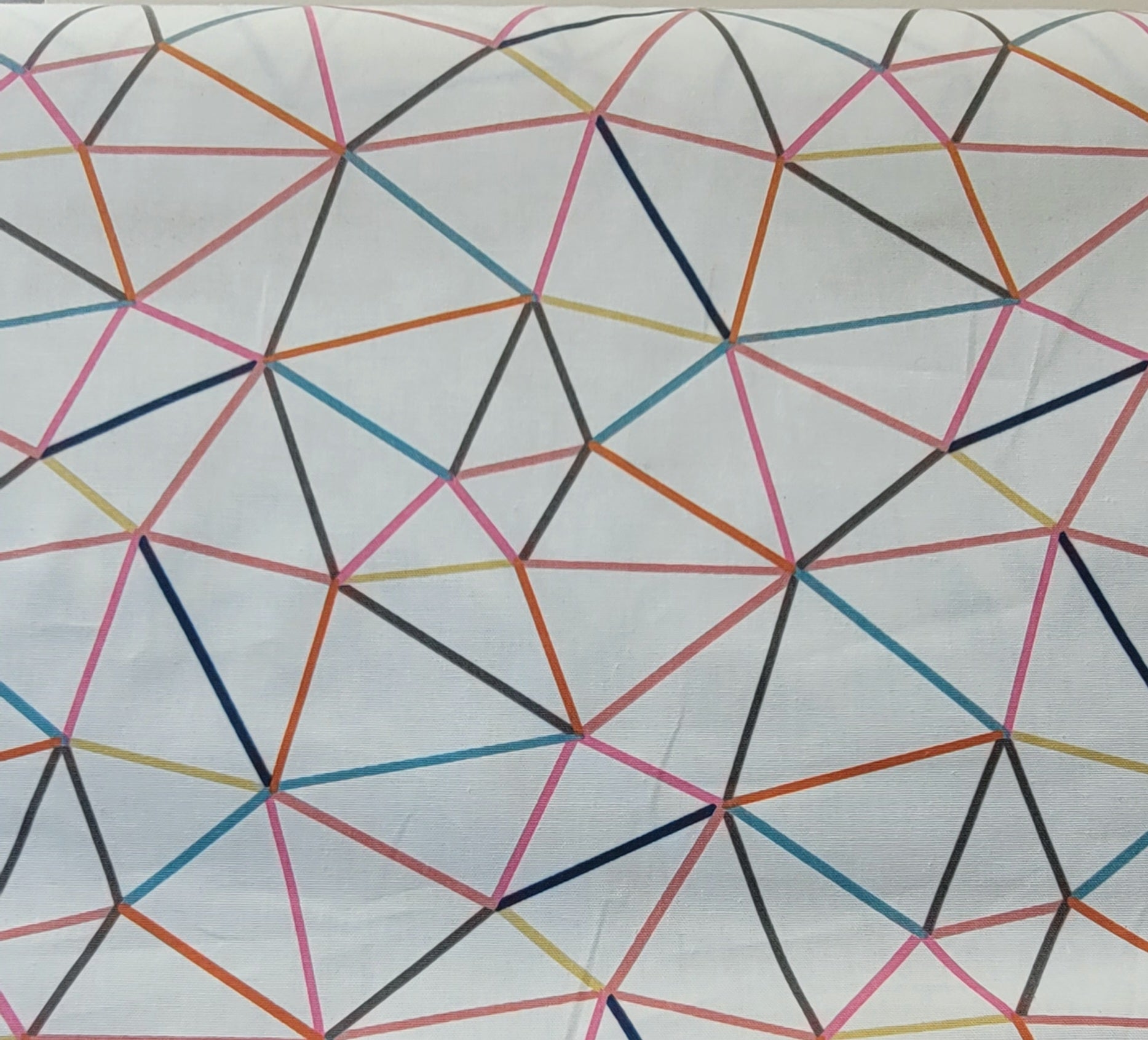White Polyester Fabric with Multicolor Geometric Line Pattern – Modern Abstract Print
