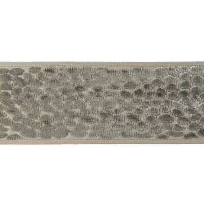 VELVET PEBBLE